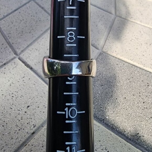 RSC Silver Filigree Vine Floral Crystal Openwork Band Dome Ring - Picture 7 of 10